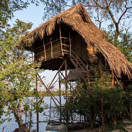 Samon Village Kampot Room photo