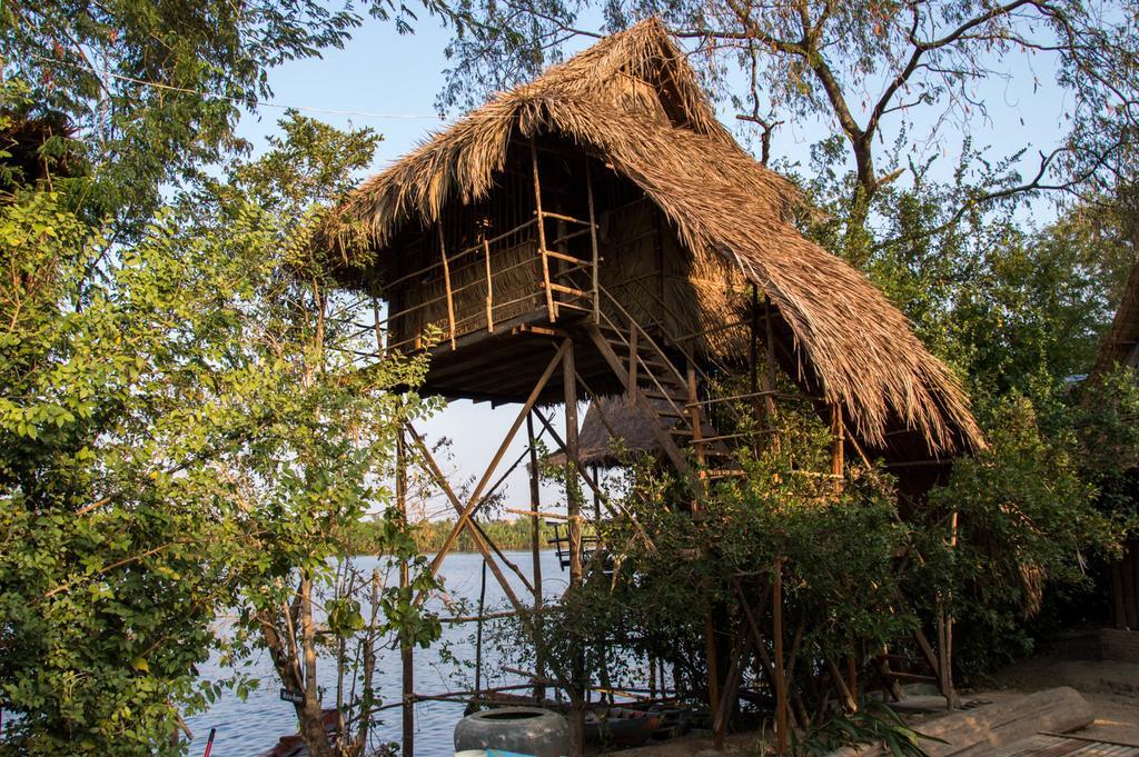 Samon Village Kampot Room photo